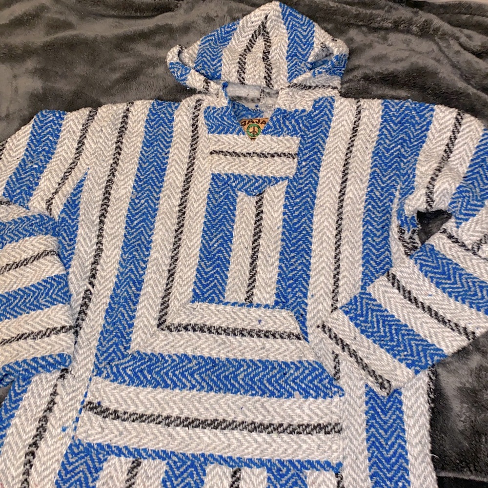 Brand New Drug Rug Pullover (NWOT)